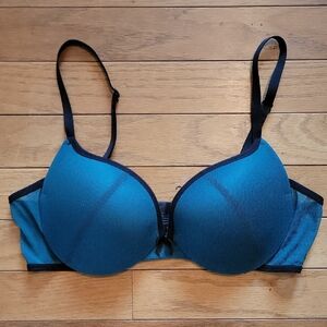 Maidenform Teal and Black Pushup Bra